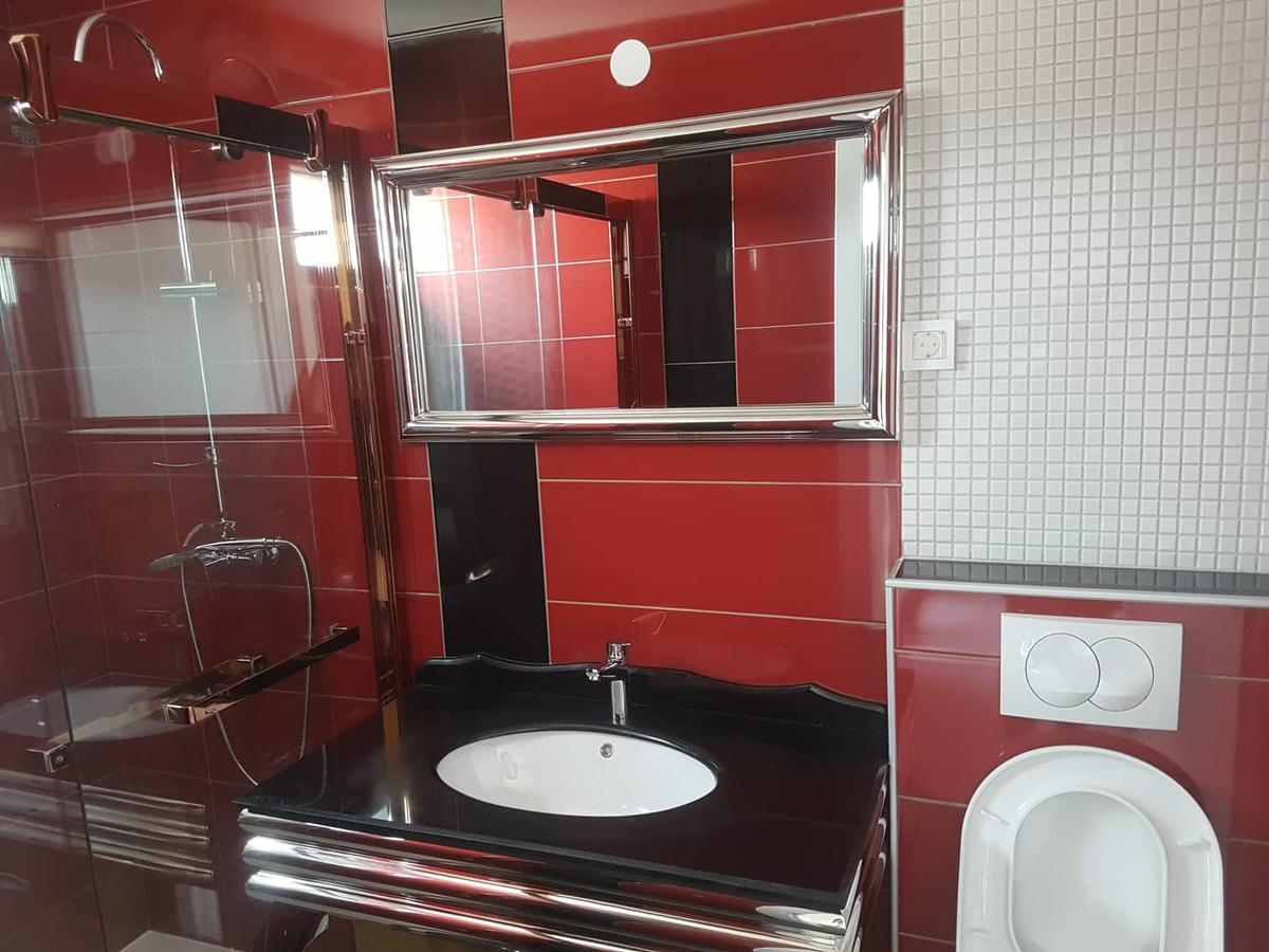 Diamond Hotel Nin Bagian luar foto